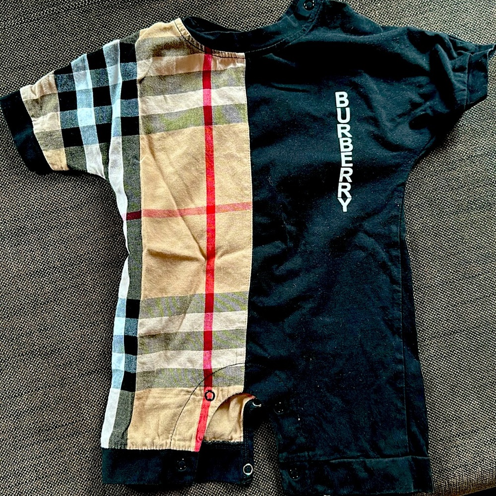 Novacheck onesie - size 3-6mos - good condition